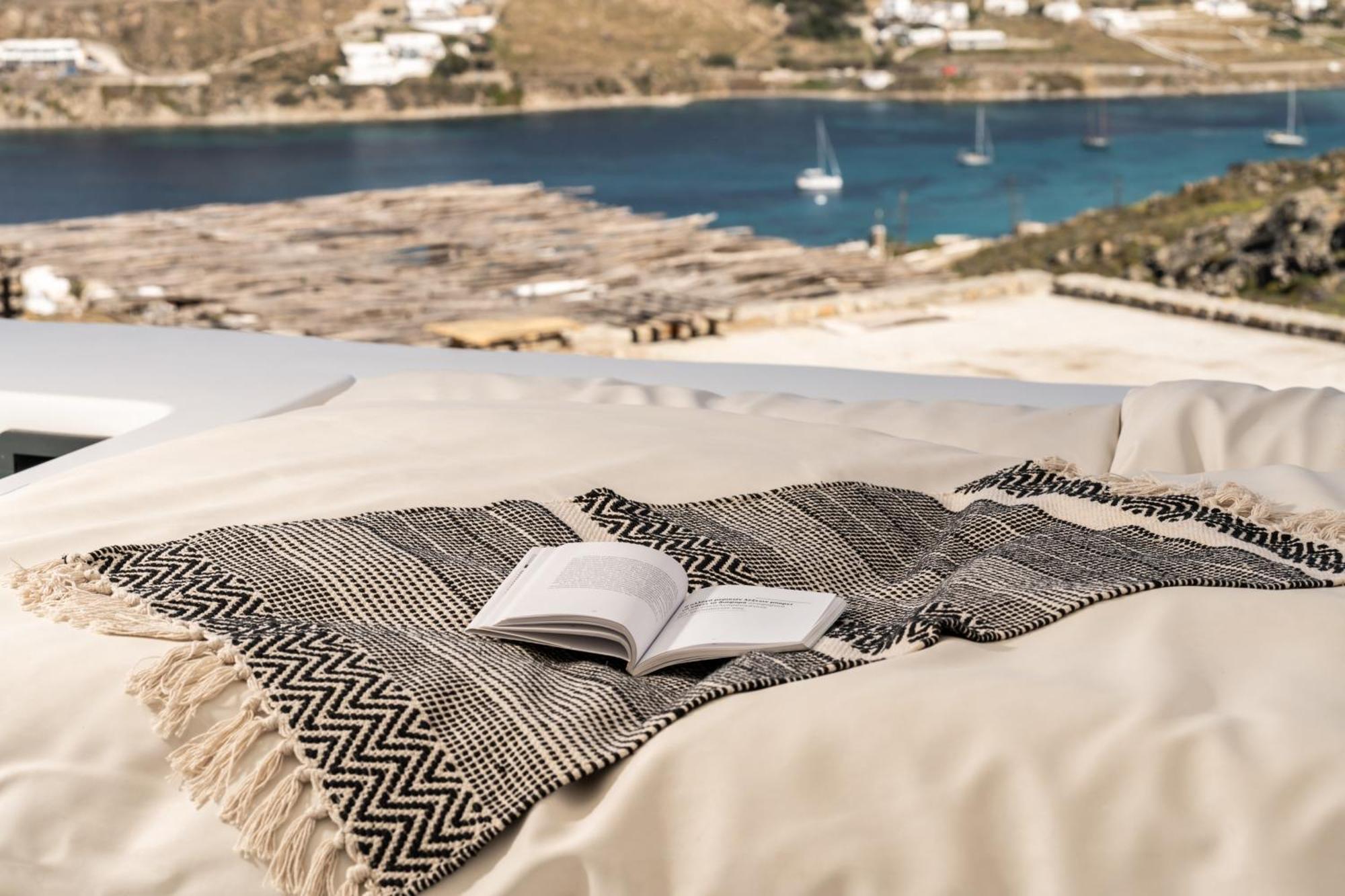White Stone Mykonos Otel Agios Ioannis Diakoftis Dış mekan fotoğraf